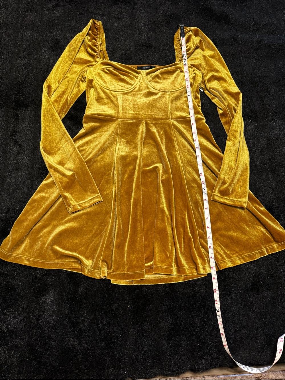Forever 21 Velvet Long-Sleeve Mini Dress in Mustard/ Gold Velvet Size Med